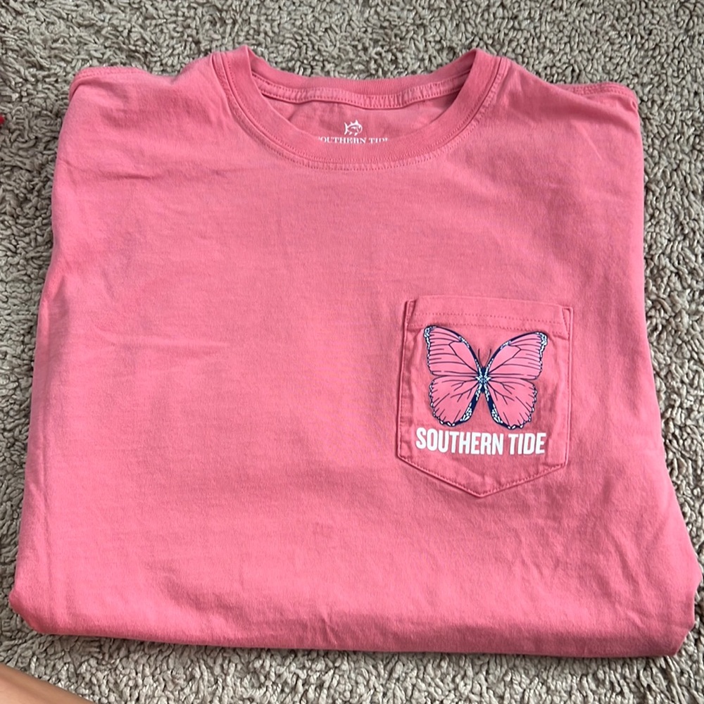 Pink Southern Tide Small T-Shirt, Never worn. Brand new